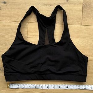 Lululemon size 8 Women's Black Invigorate Sports Bra